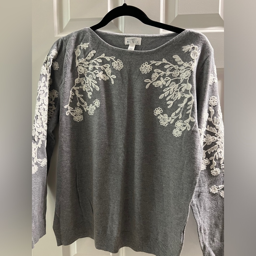 Market & Spruce, gray sweater